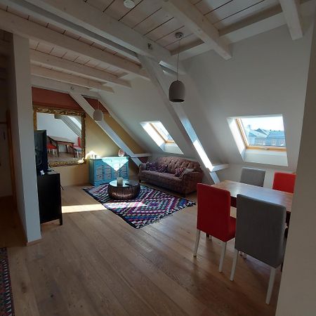 Boardinghouse Neumarkt Alte Schule Ноймаркт ин дер Оберпфалц Екстериор снимка